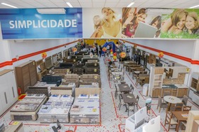 Foto 3 / MM investe em reestruturação de loja e reinaugura filial de Jaguariaíva